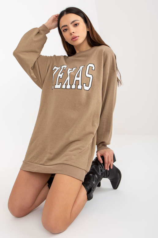 Tumebeež pikk kirja ja taskutega...