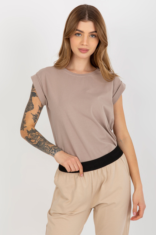 Tumebeež tavaline puuvillane t-särk... Tumebeež tavaline puuvillane t-särk...