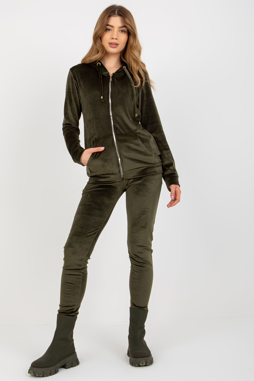 Khaki kaheosaline veluurkomplekt... Khaki kaheosaline veluurkomplekt...