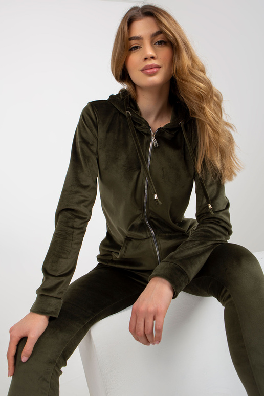 Khaki kaheosaline veluurkomplekt... Khaki kaheosaline veluurkomplekt...