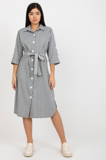 Halli triibuline suurte...