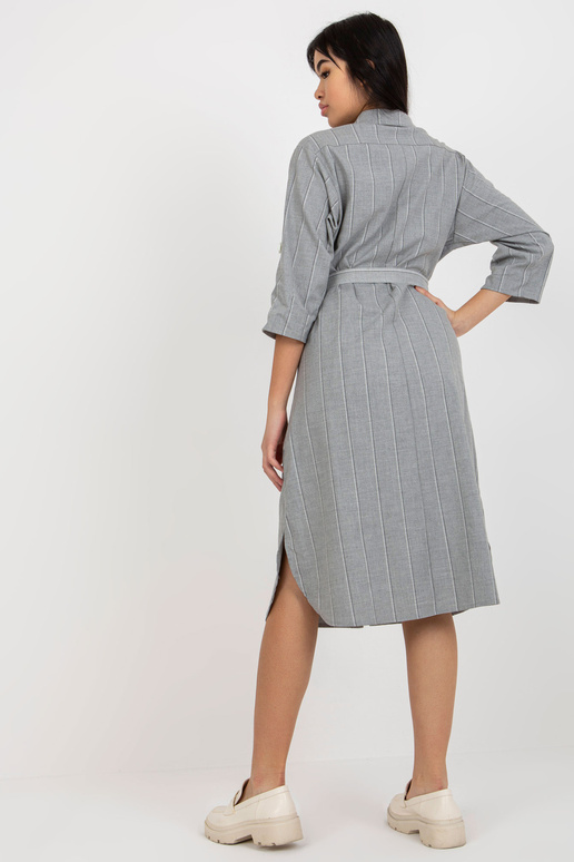 Halli triibuline suurte nööpidega... Halli triibuline suurte nööpidega...