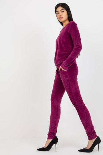 Lilla kaheosaline... 2