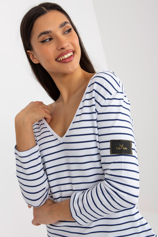 Valge ja tumesinine naiste triibuline... Valge ja tumesinine naiste triibuline...