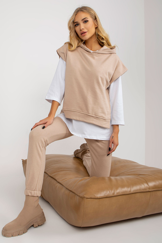 Beež kolmeosaline vabaaja komplekt...