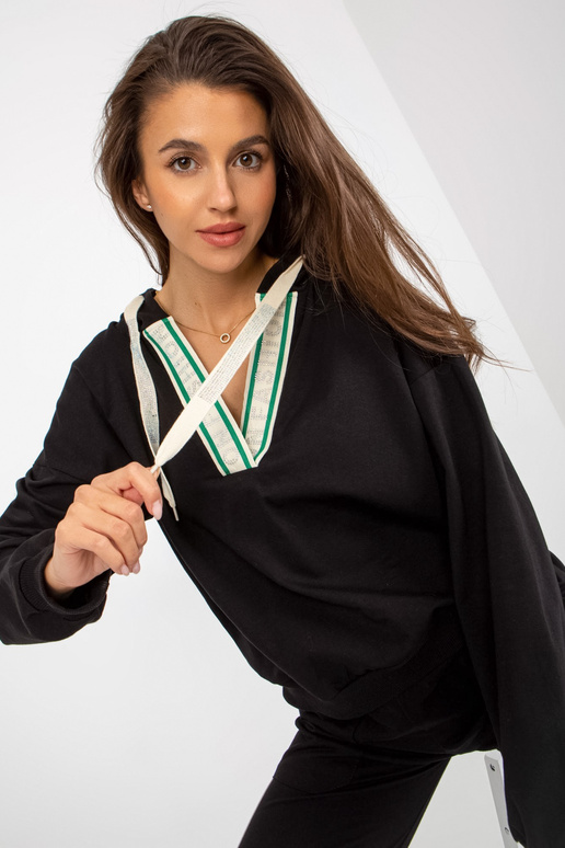 Freizeitset aus schwarzer Baumwolle... Freizeitset aus schwarzer Baumwolle...