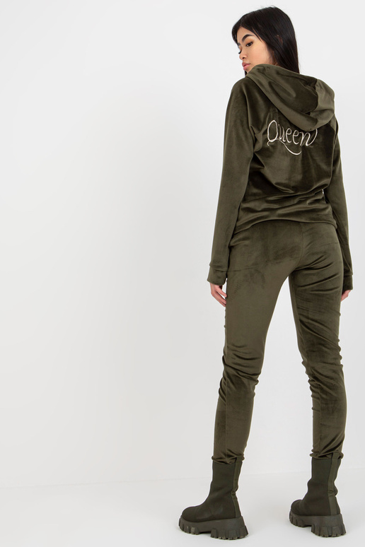 Khaki kaheosaline veluurkomplekt koos... Khaki kaheosaline veluurkomplekt koos...