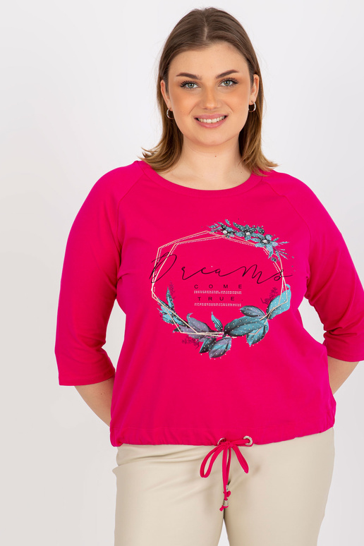 Fuksiast pluss suuruses pluus sildi...