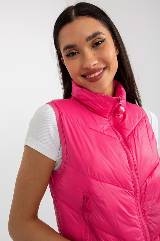 Roosa lühike tepitud vest taskutega Roosa lühike tepitud vest taskutega