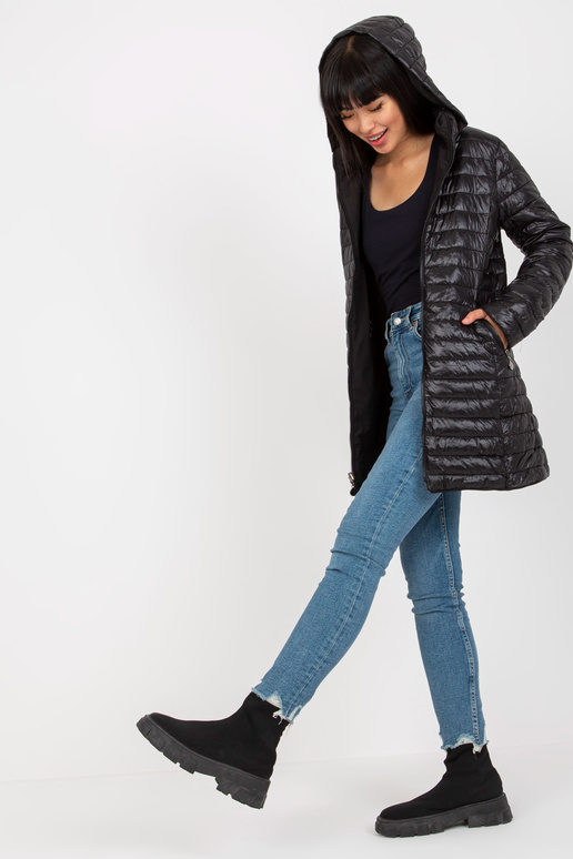 Must kahepoolne teppimisega...