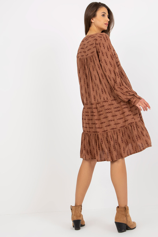 Pruun avar kleit trükiste ja... Pruun avar kleit trükiste ja...