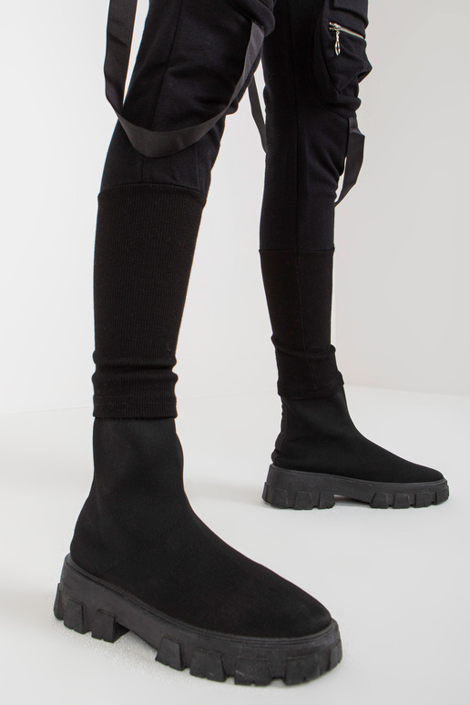 Mustad naiste spordipüksid