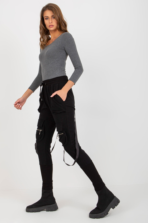 Mustad naiste spordipüksid