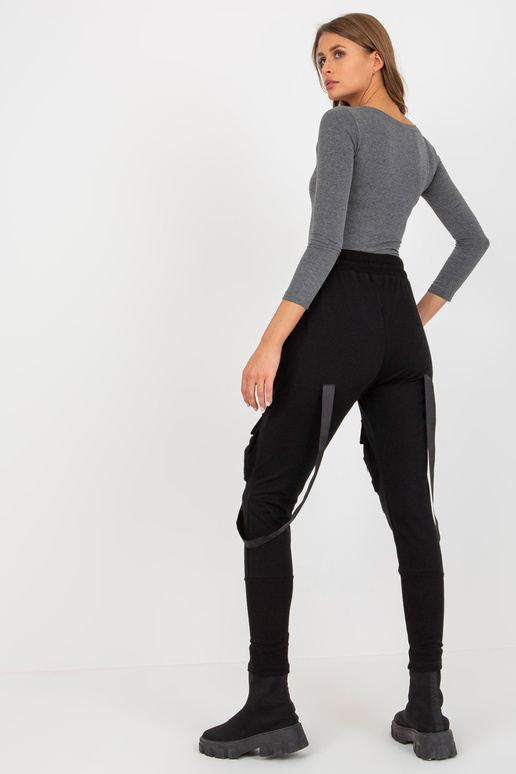 Mustad naiste spordipüksid