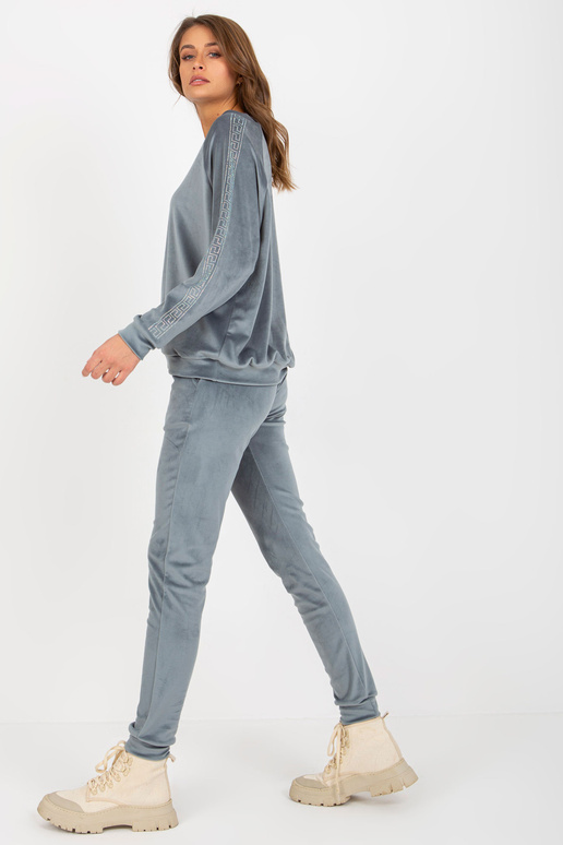 Määrdunud sinine kaheosaline...