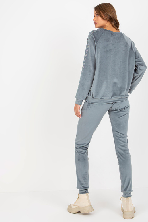 Määrdunud sinine kaheosaline...