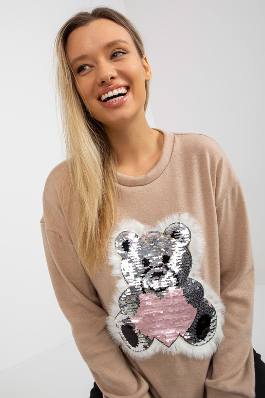 Beež naiste klassikaline litrite...