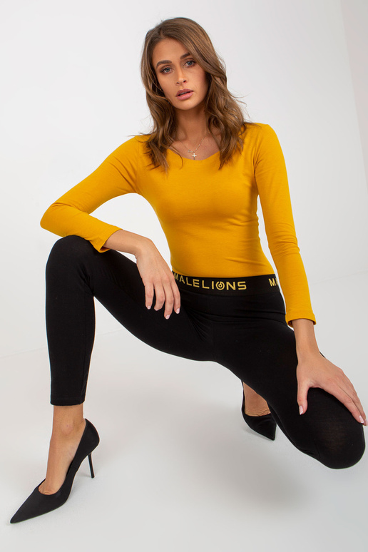 Mustad puuvillased vabaaja säärised Mustad puuvillased vabaaja säärised