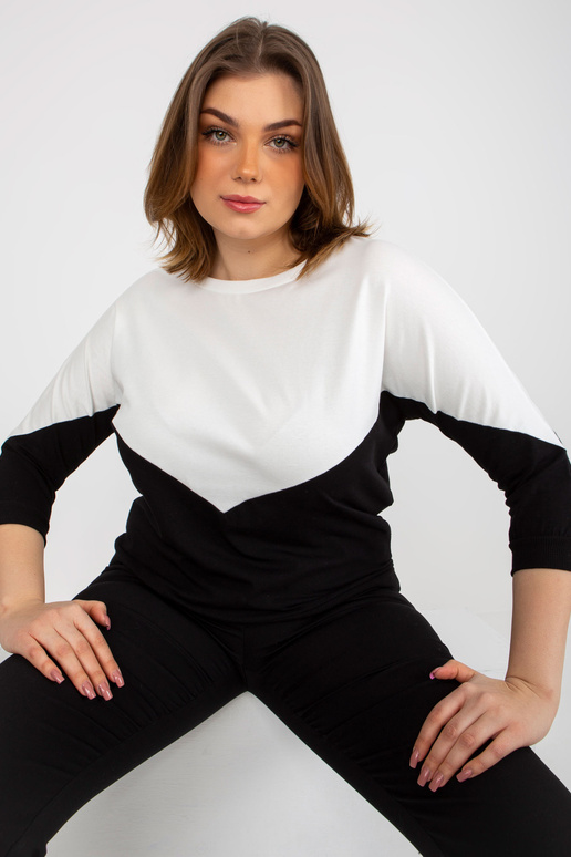 Ecru-must pluss suuruses 3/4...