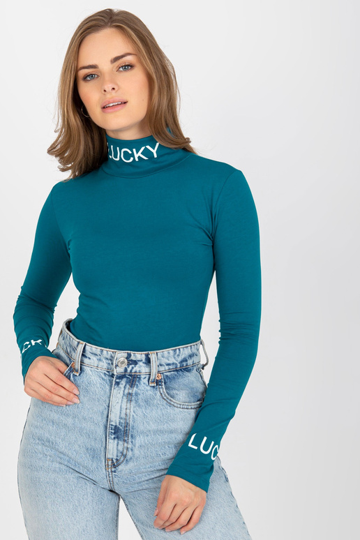 Yarina mereäärega liibuv kilppluus ja...