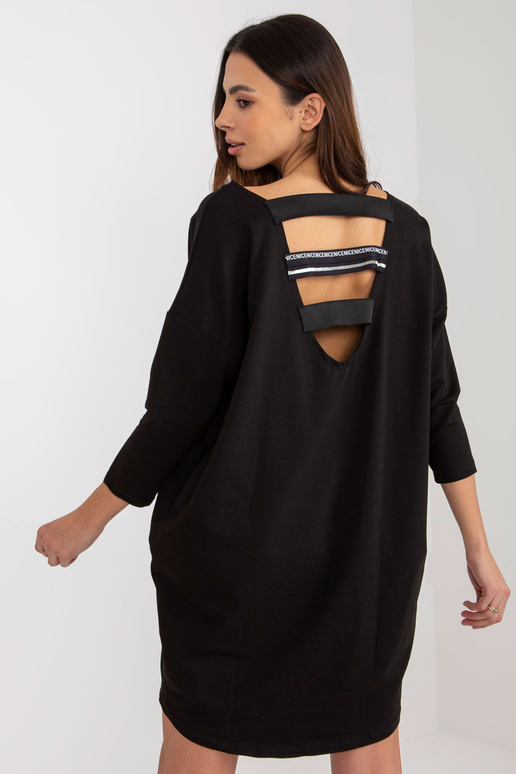 Must oversize dressi kleit taskutega Must oversize dressi kleit taskutega