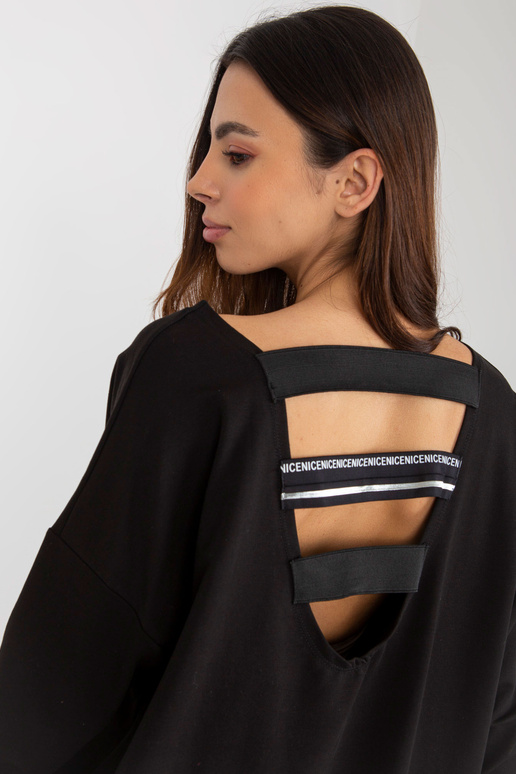 Must oversize dressi kleit taskutega Must oversize dressi kleit taskutega