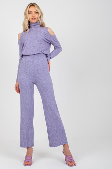 Lillad naiste laia säärega... 2