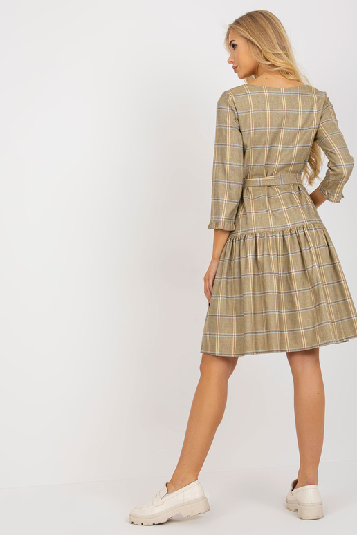 Helekollane elegantne ruuduline... Helekollane elegantne ruuduline...