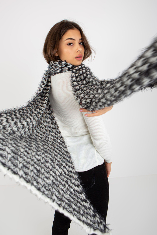 Valge ja must melanž talvesall