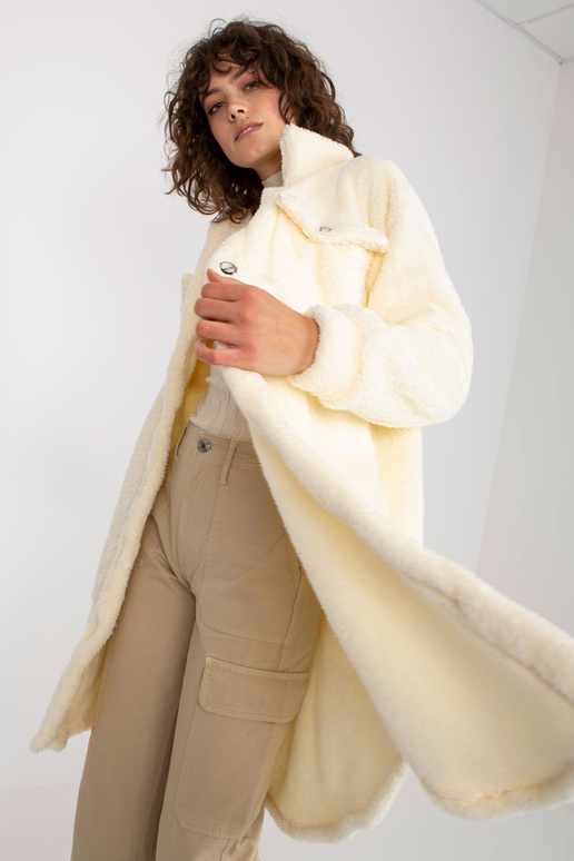 Ecru pika karvase nööbiga särk RUE PARIS