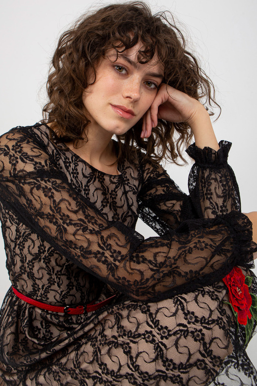 Must pitsist plaastritega kokteilikleit Must pitsist plaastritega kokteilikleit