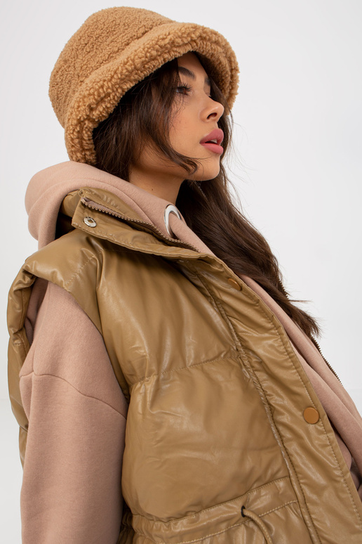 Kaameli udusulgedest ökonahast... Kaameli udusulgedest ökonahast...