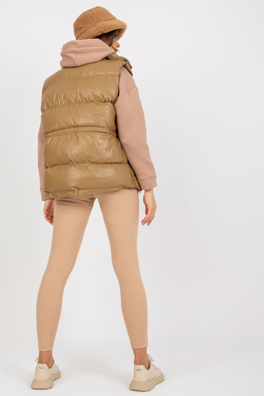 Kaameli udusulgedest ökonahast... Kaameli udusulgedest ökonahast...