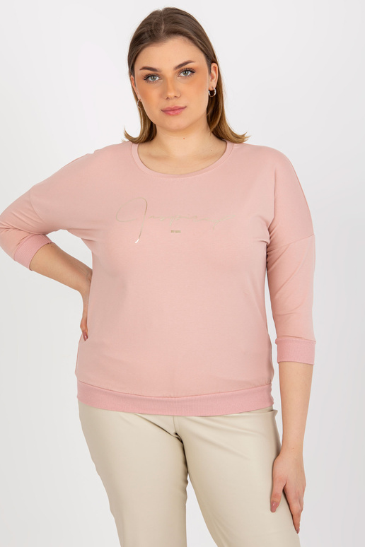 Kahvaturoosa pluss suuruses kirjaga...