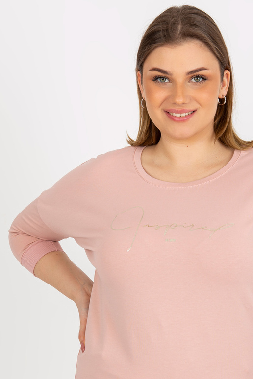 Kahvaturoosa pluss suuruses kirjaga...