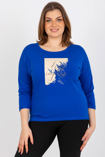 Tumesinine pluss suuruses...