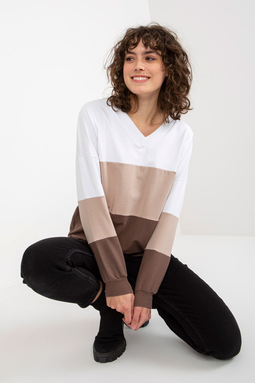 Valge ja pruun V-kaelusega põhiline...