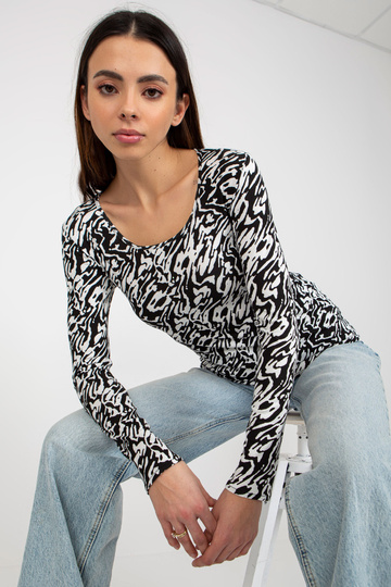 Valge ja musta liibuva...