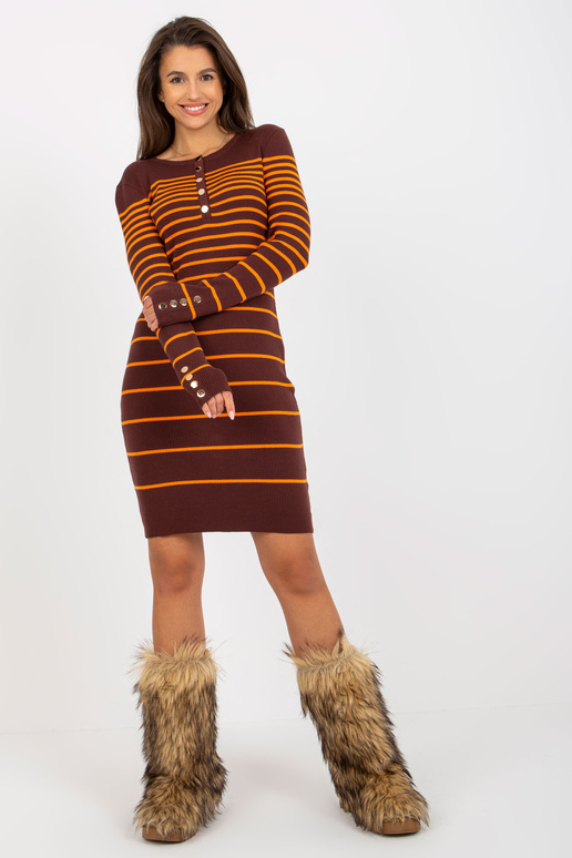 Dunkelbraunes geripptes Kleid mit... Dunkelbraunes geripptes Kleid mit...