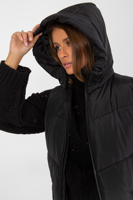 Schwarze Lange Daunenweste mit Kapuze... Schwarze Lange Daunenweste mit Kapuze...