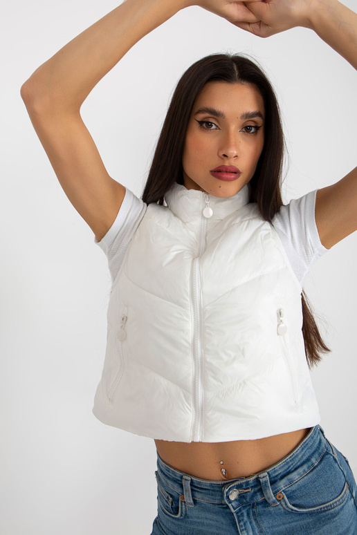 Ecru lühike teppimisega sulevest Ecru lühike teppimisega sulevest