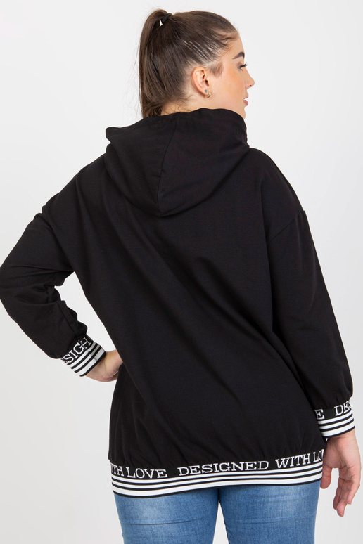 Must naiste suures suuruses taskutega...