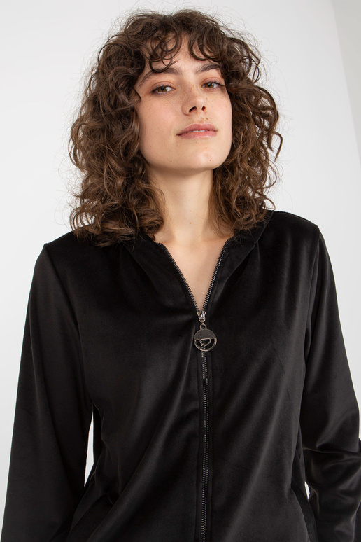 Must naiste veluurkomplekt kapuutsiga