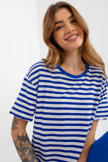 Tumesinine ja valge Basic... 2