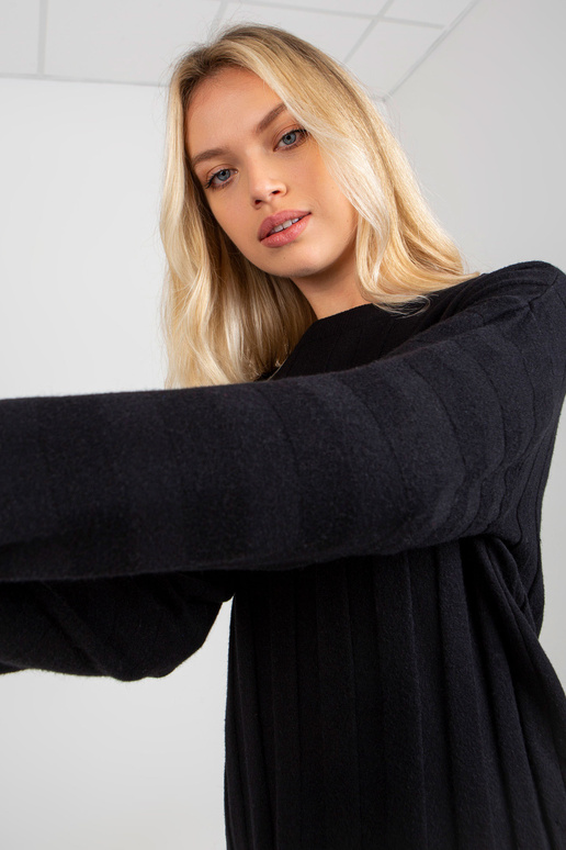 Must sile klassikaline laia triibuga...