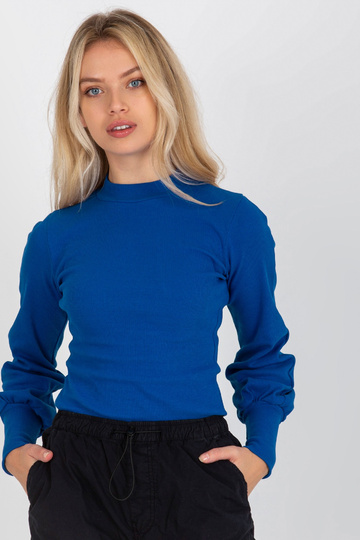 Tumesinise soonikuga... 2