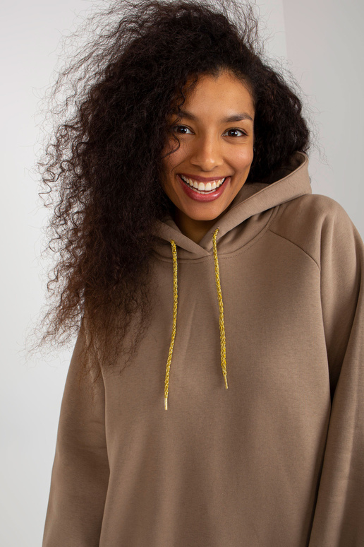 Tumebeež oversize kapuutsiga ja Diego...