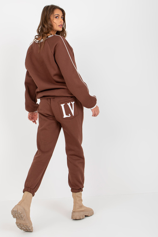 Tumepruun naiste ülisuure trükiga...