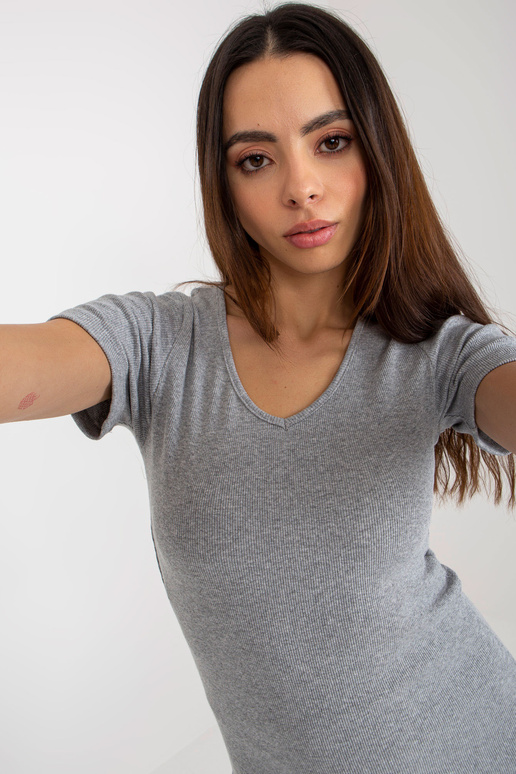 Halli soonikuga Basic lühikeste...