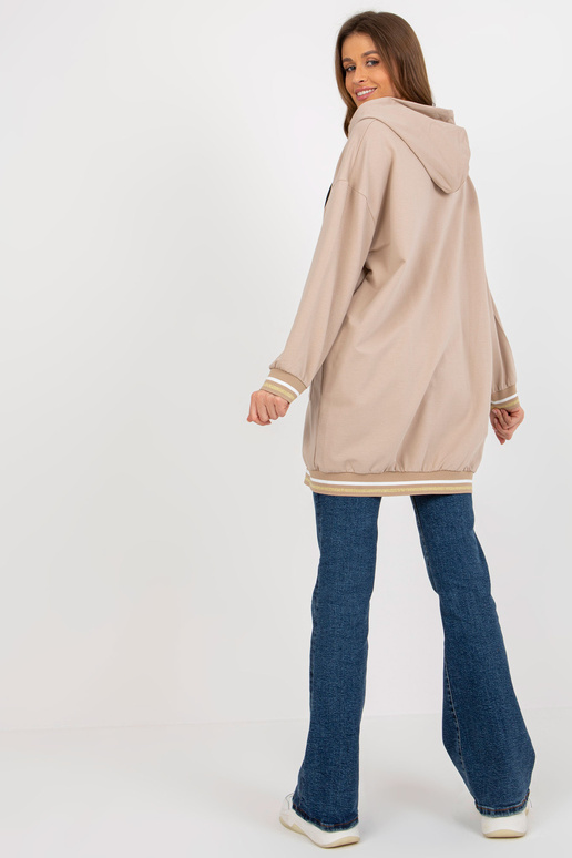 Beež pikk kapuutsi ja taskutega...